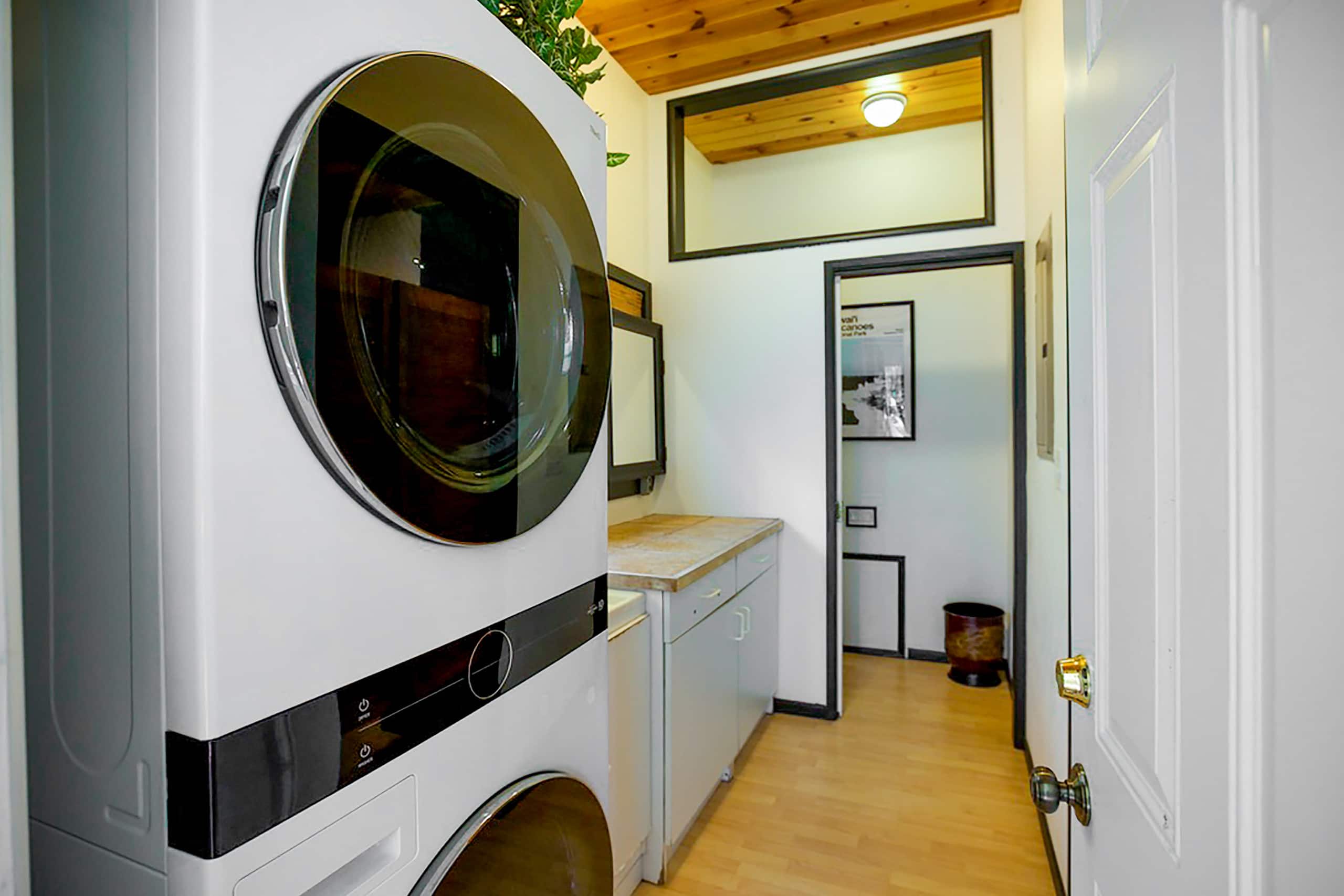 Home in Volcano · ★4.92 · 2 bedrooms · 2 beds · 1.5 baths - Image 15