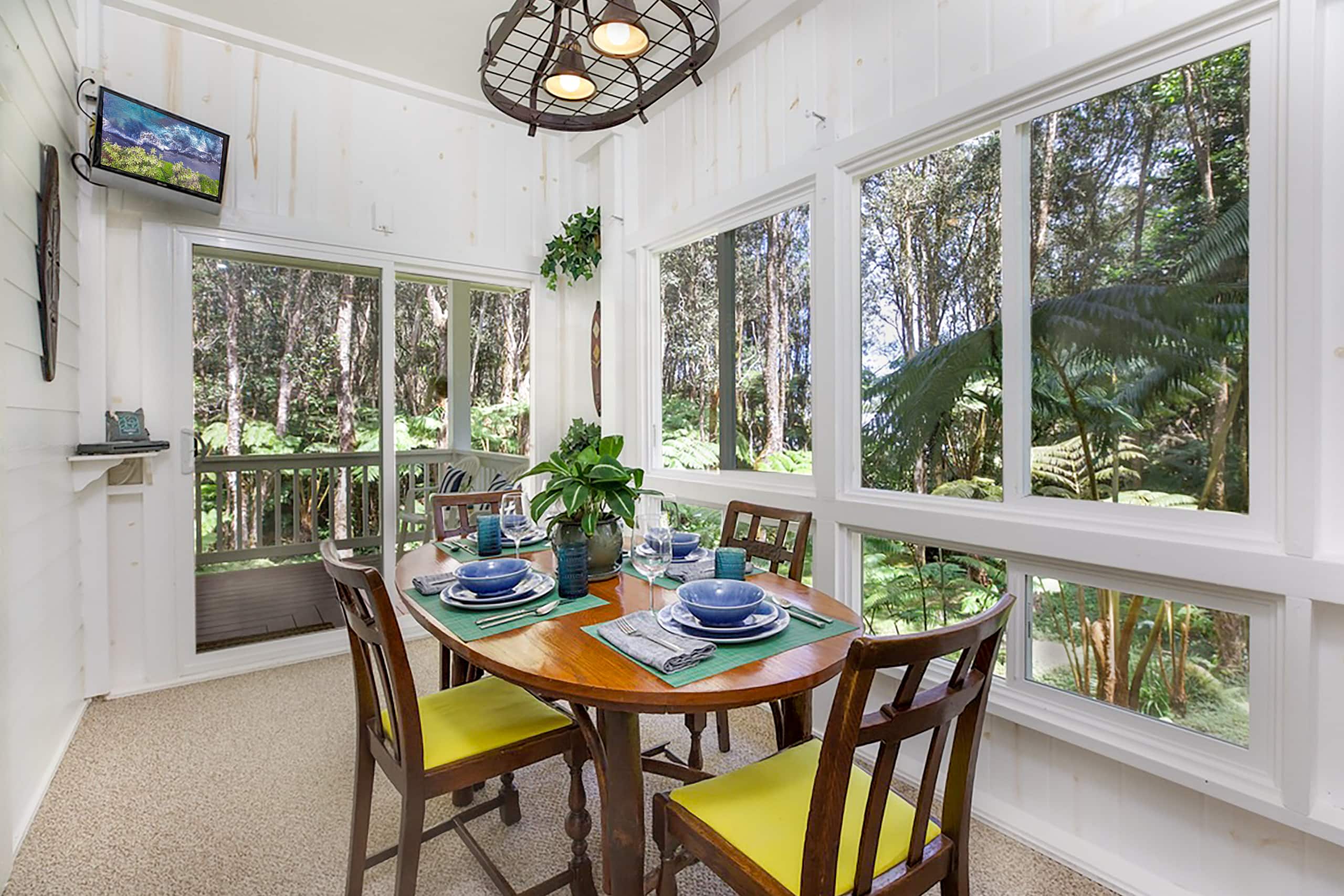 Home in Volcano · ★4.92 · 2 bedrooms · 2 beds · 1.5 baths - Image 6