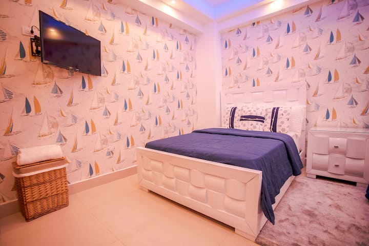 Ოთახი ტყუპი საწოლებით

