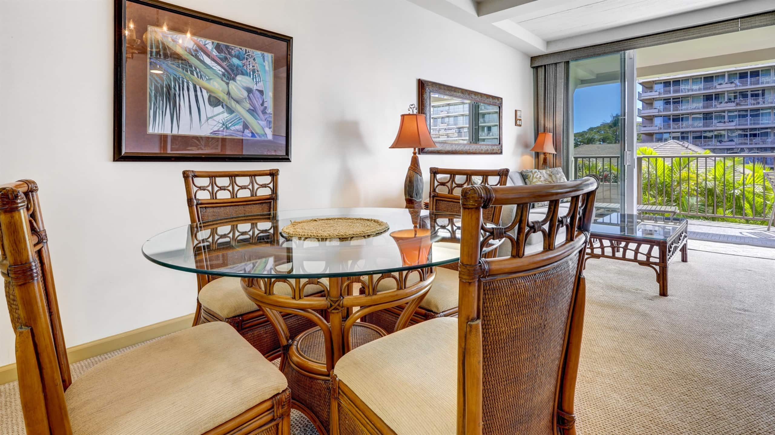 Condo in Lahaina · ★4.71 · 1 bedroom · 2 beds · 1 bath - Image 13