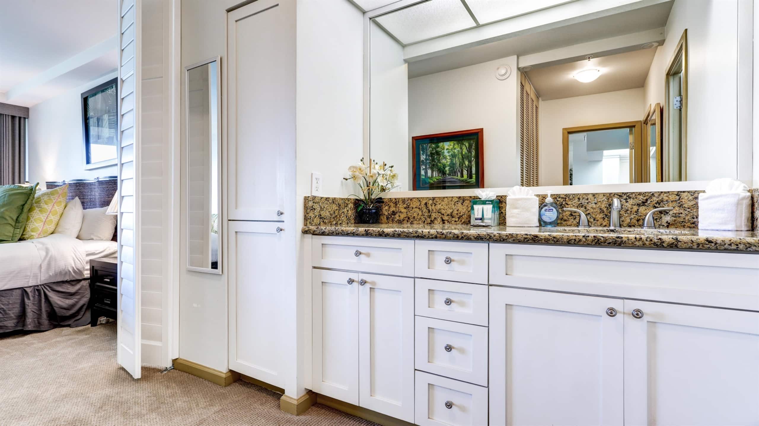 Condo in Lahaina · ★4.71 · 1 bedroom · 2 beds · 1 bath - Image 25