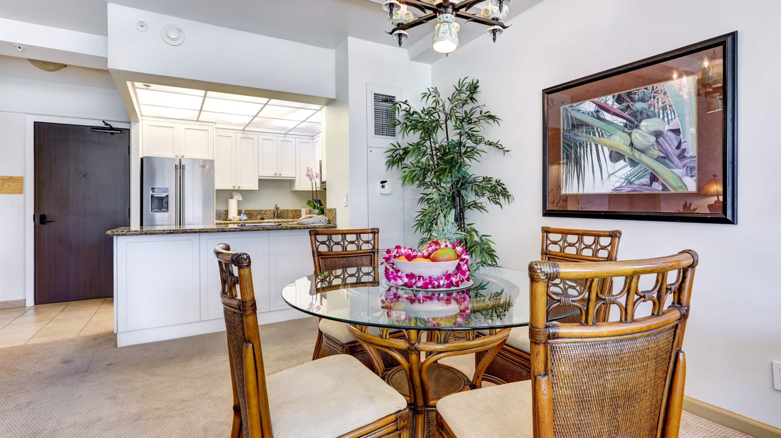 Condo in Lahaina · ★4.71 · 1 bedroom · 2 beds · 1 bath - Image 14