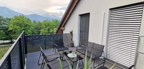 Family Apartment with mountain view