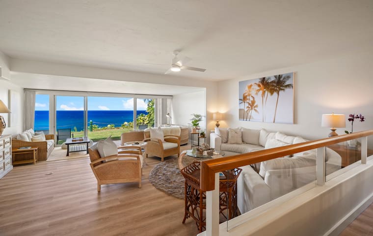 Princeville Oceanfront Luxury, Steps to Hideaways