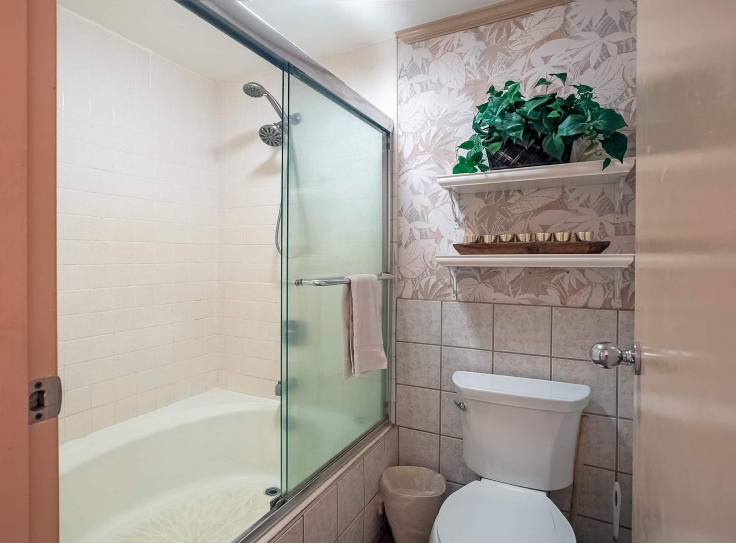 Condo in Koloa · ★4.35 · 1 bedroom · 1 bed · 1 bath - Image 25
