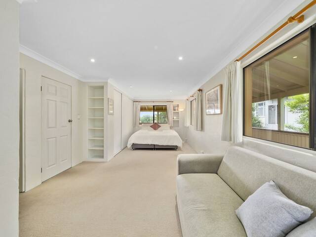 Verandah Sunrise gallery image 2