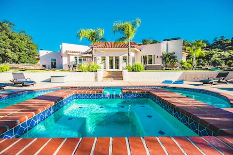 Grapevine by AvantStay | 4 AC of Vineyards/Groves