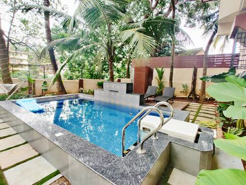 4BHK Villa with Jacuzzi Pool Near Beach and Panjim