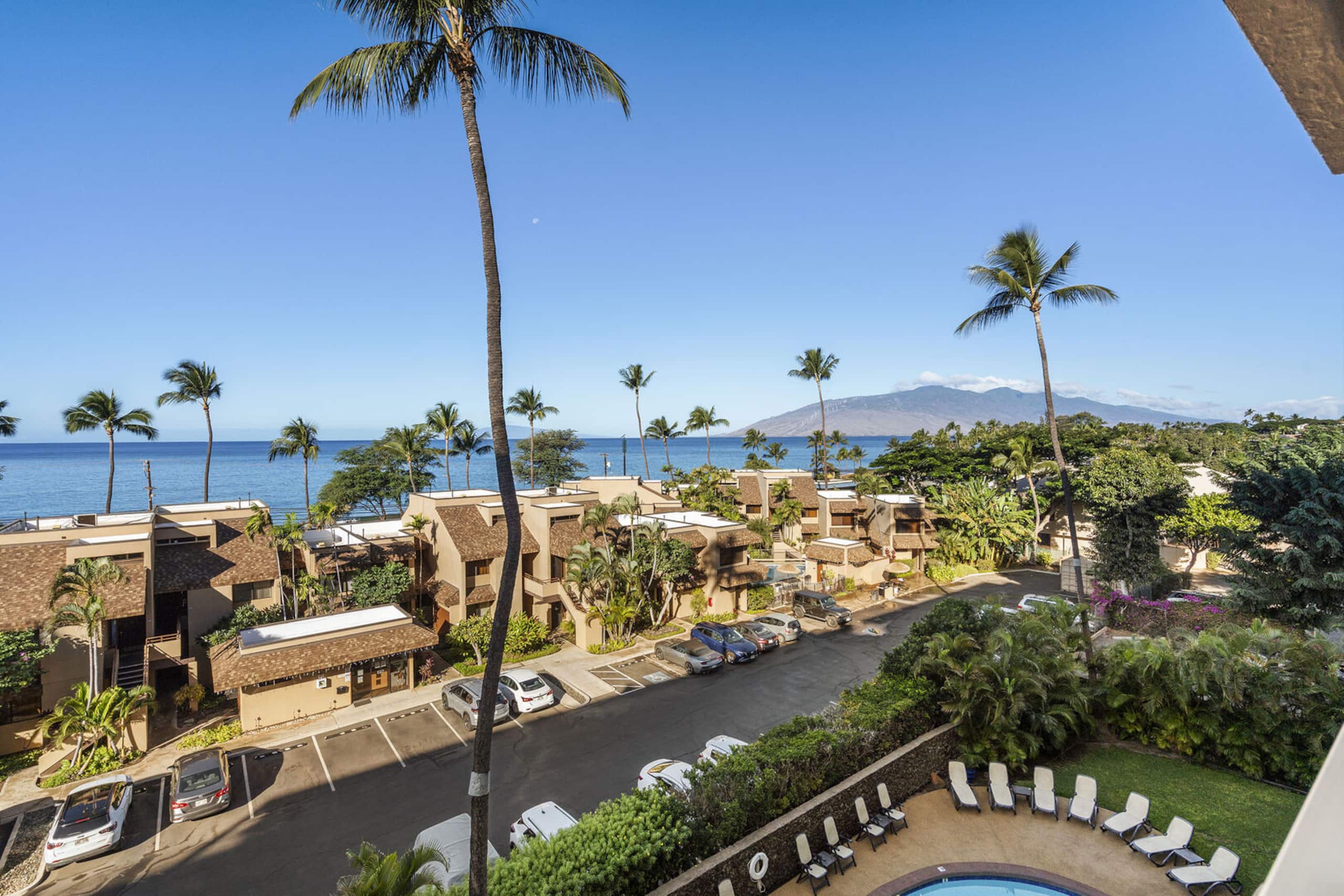 Condo in Kihei · ★4.67 · 1 bedroom · 2 beds · 1 private bath - Image 7