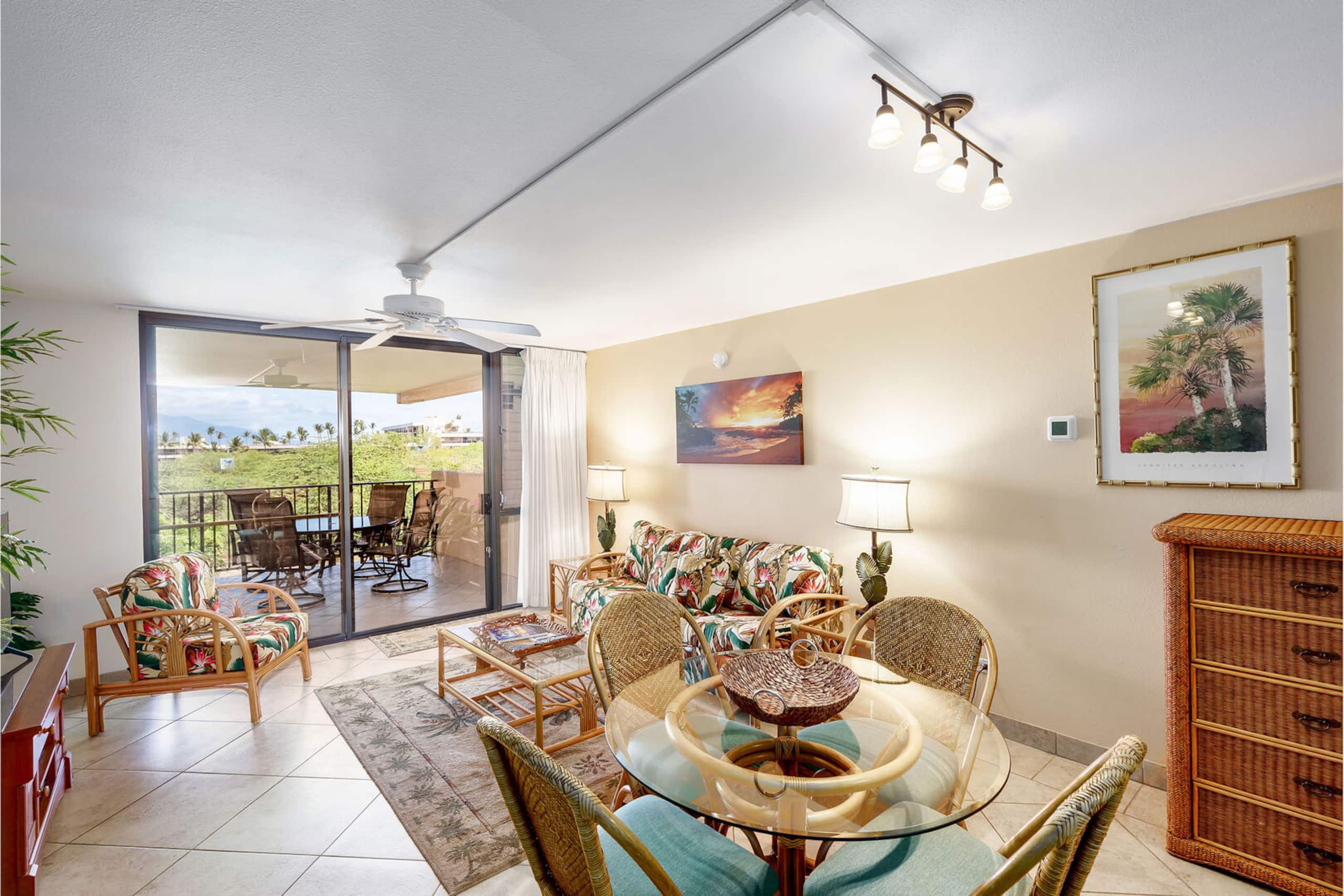 Condo in Kihei · ★4.86 · 1 bedroom · 2 beds · 2 private baths - Image 10