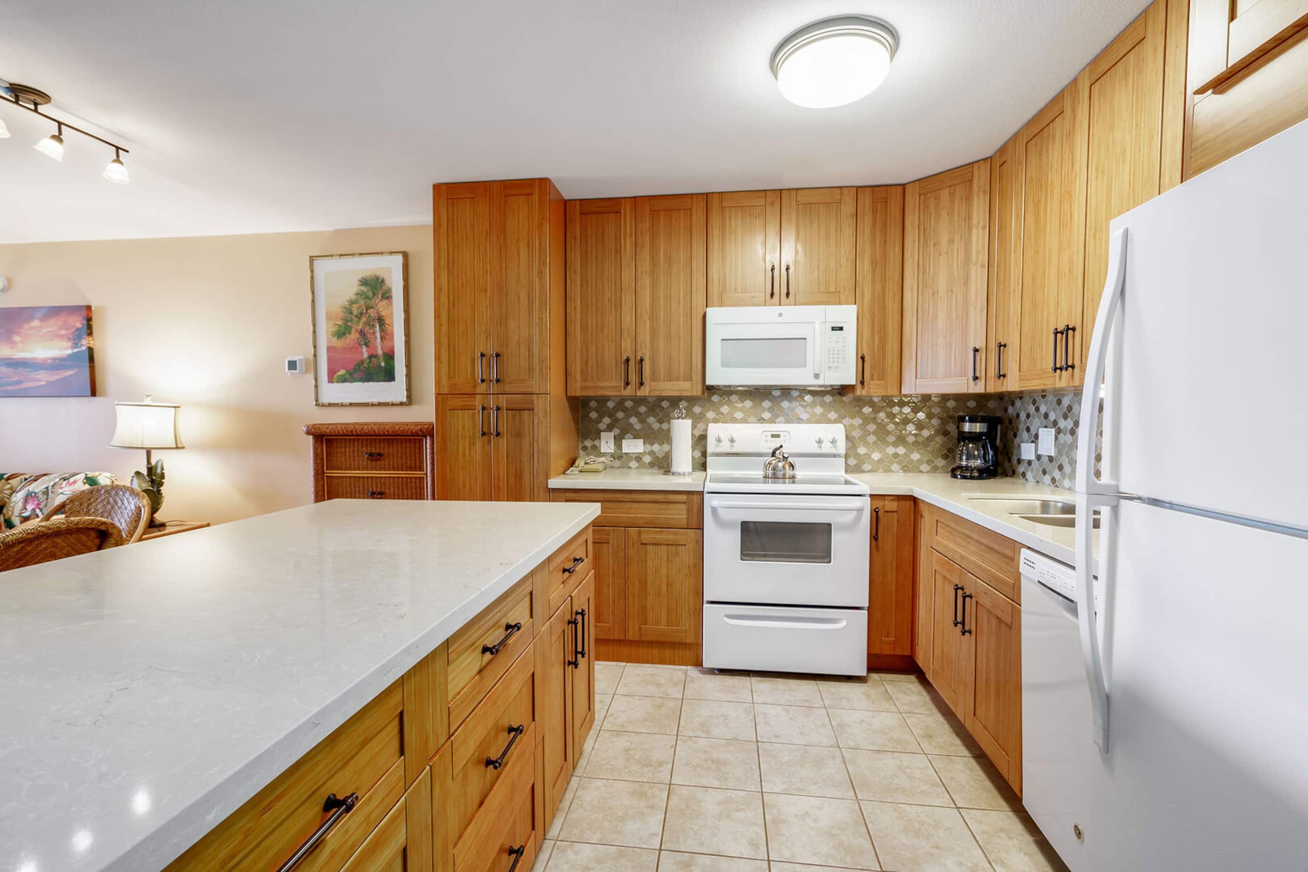 Condo in Kihei · ★4.86 · 1 bedroom · 2 beds · 2 private baths - Image 14