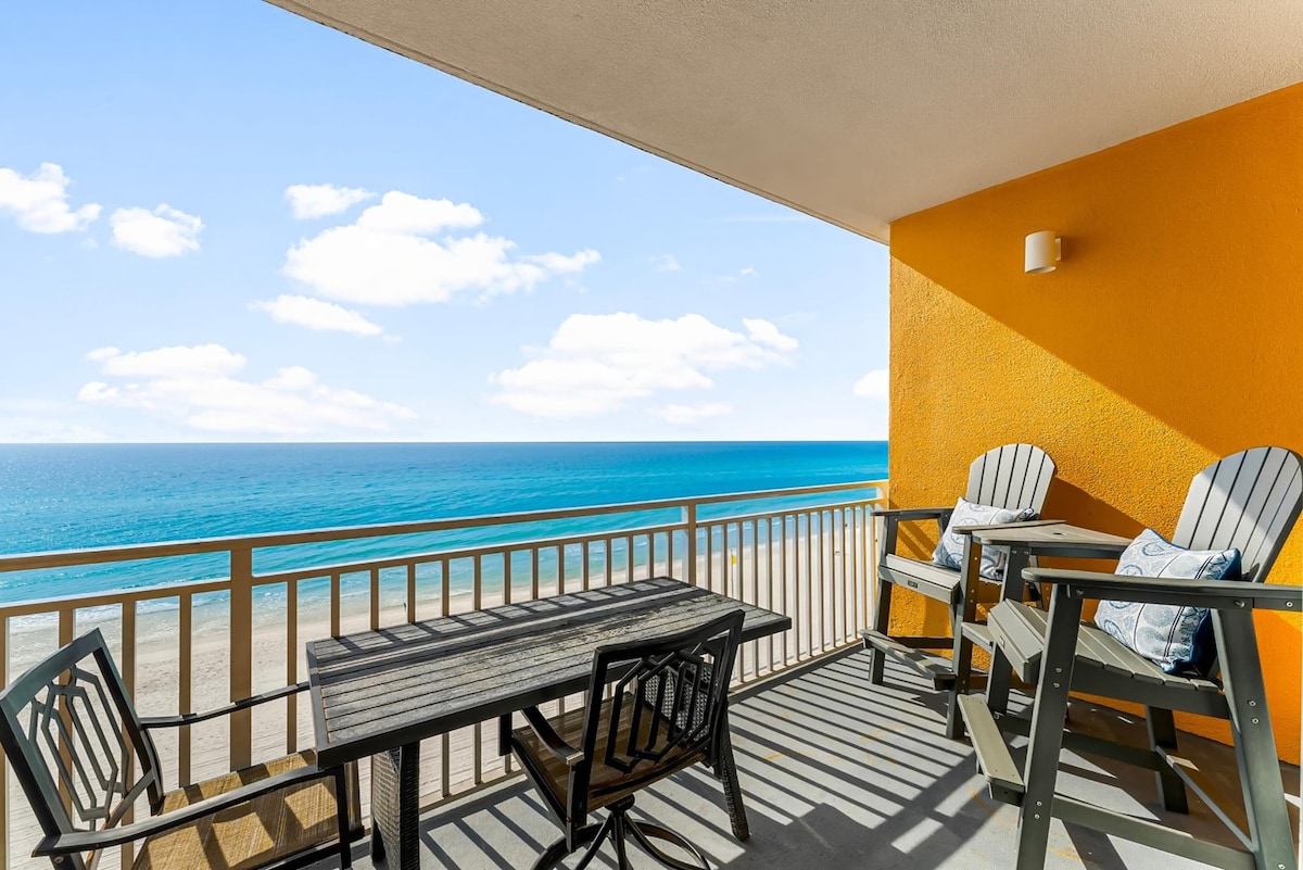 Splash Resort 405W- FREE Beach Chairs | Beachfront - Apartments
