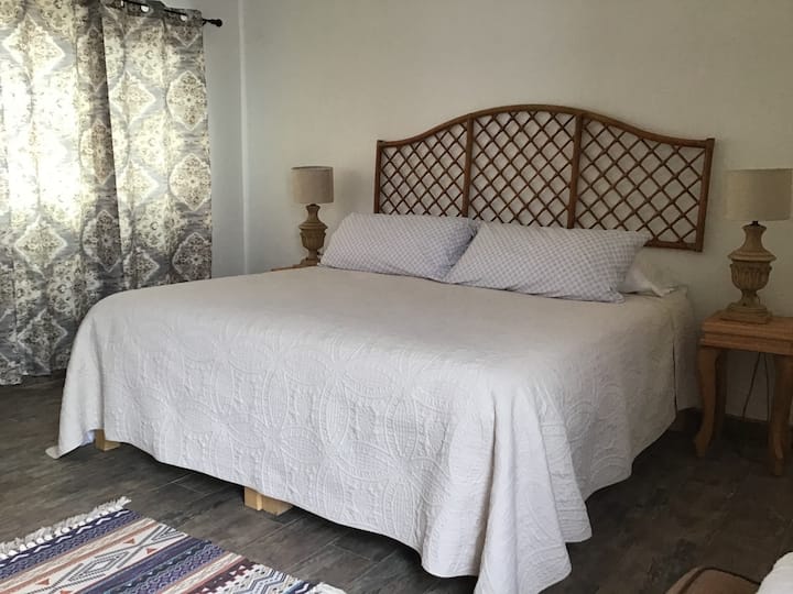 Dormitorio de tamaño king