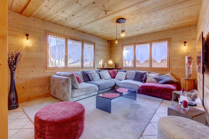 RE/MAX Lacoutete Immobilier managed Airbnb listing 3