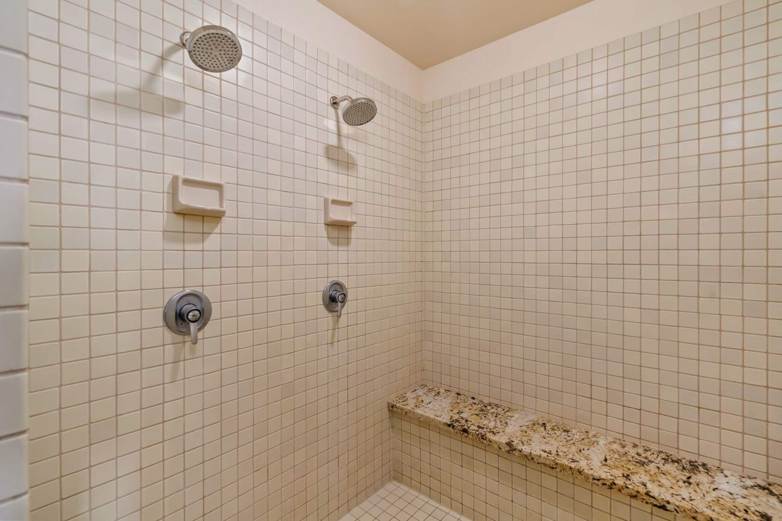 Condo in Kihei · ★4.75 · 2 bedrooms · 3 beds · 2 baths - Image 10