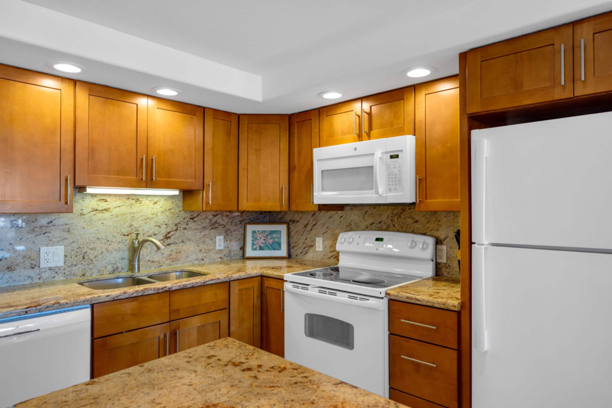 Condo in Kihei · ★4.69 · 1 bedroom · 2 beds · 2 baths - Image 4
