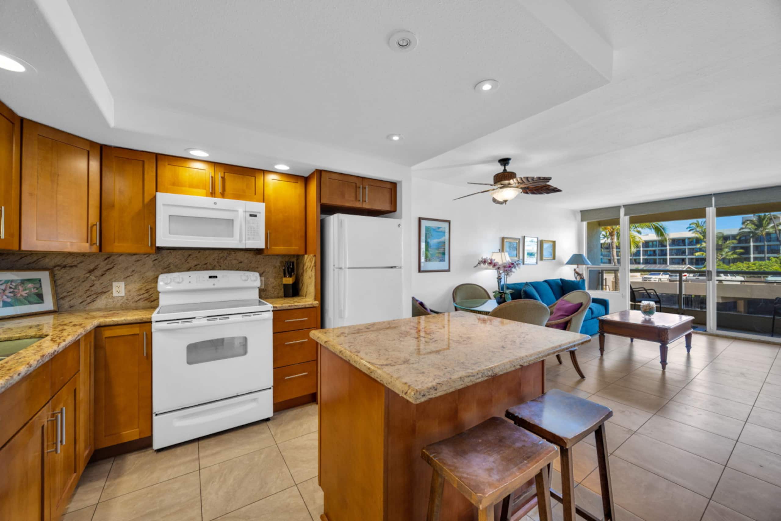 Condo in Kihei · ★4.69 · 1 bedroom · 2 beds · 2 baths - Image 2