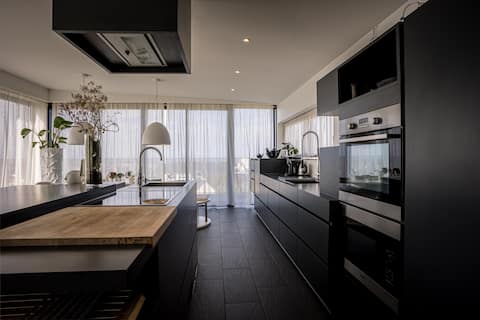 Villa Bellevue · Panoramic View, Pinball, Pool Table,