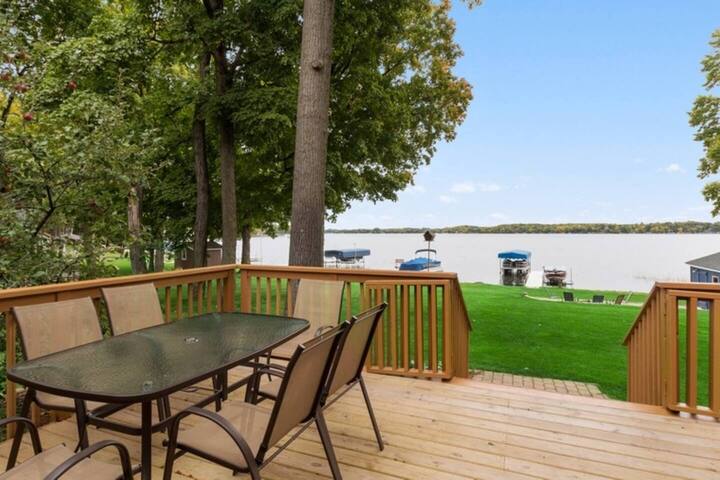 Cozy Clean Cabin on Sugar – Pontoon/Jet Ski Rental gallery image 4