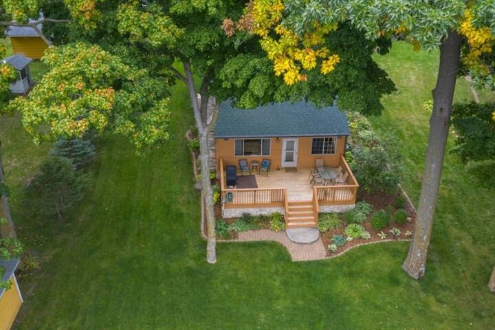 Cozy Clean Cabin on Sugar – Pontoon/Jet Ski Rental gallery image 3