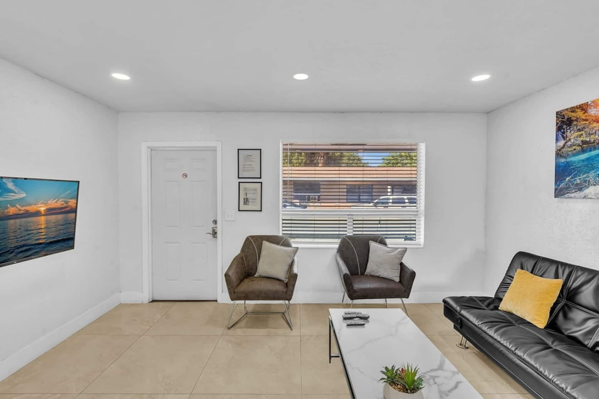 NEW Stylish 2 Bdrm Mins to Beach & Aventura Mall — photo 5