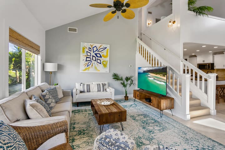 koolkondo Luxury Designer Condo with AC by the beach