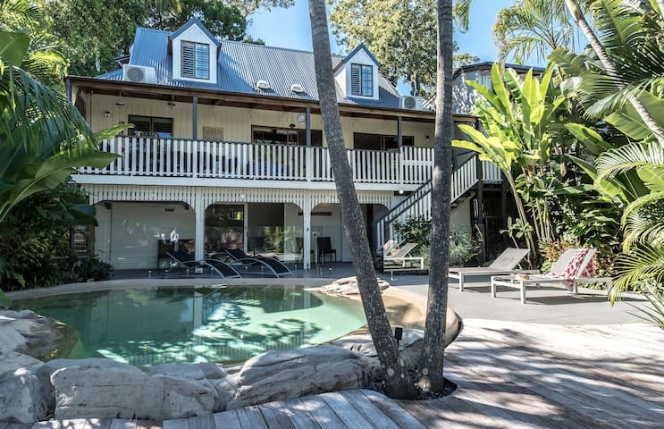 The Rest – Family Cottage with Resort Style Pool