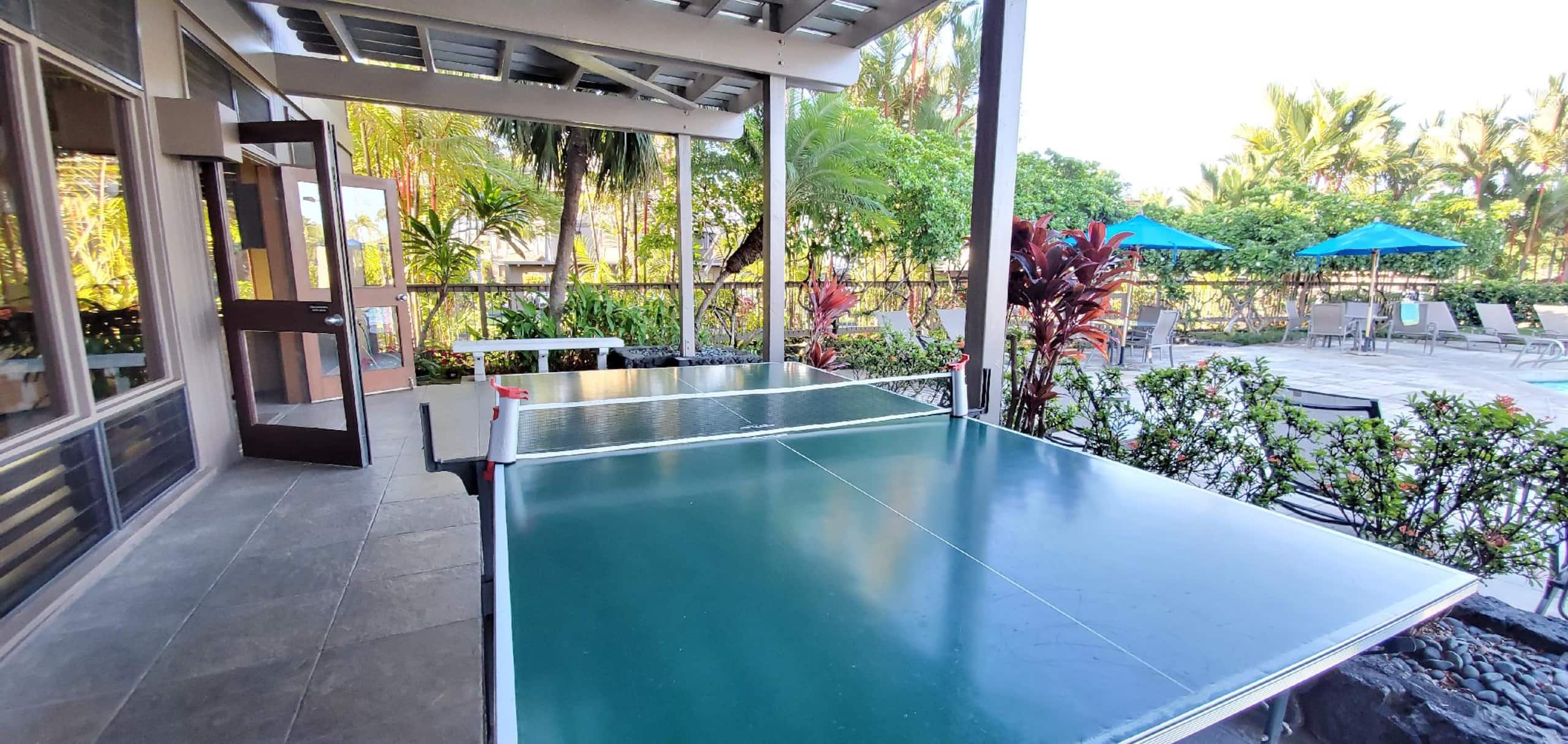 Condo in Kailua-Kona · ★4.92 · 2 bedrooms · 4 beds · 2 baths - Image 19