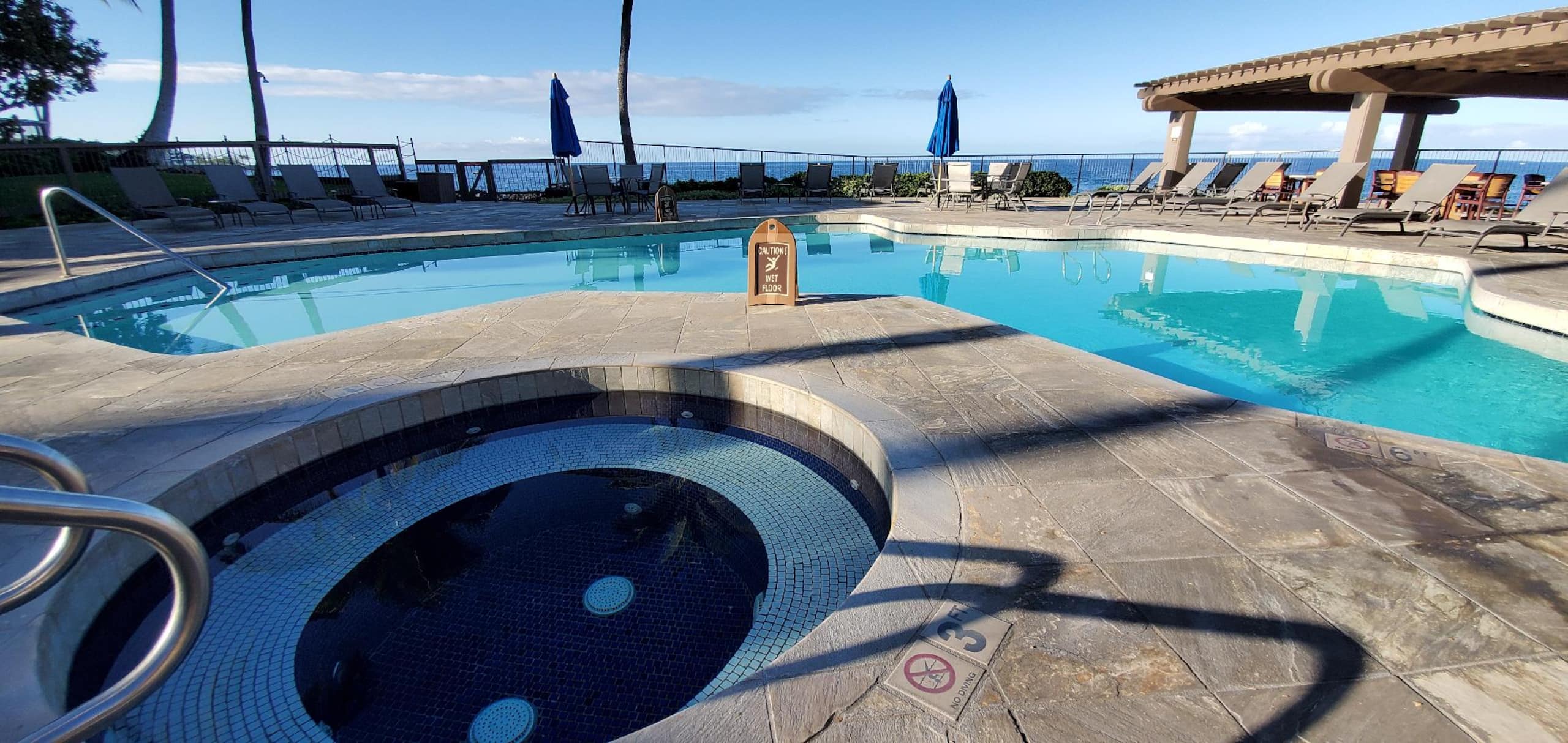 Condo in Kailua-Kona · ★4.92 · 2 bedrooms · 4 beds · 2 baths - Image 23