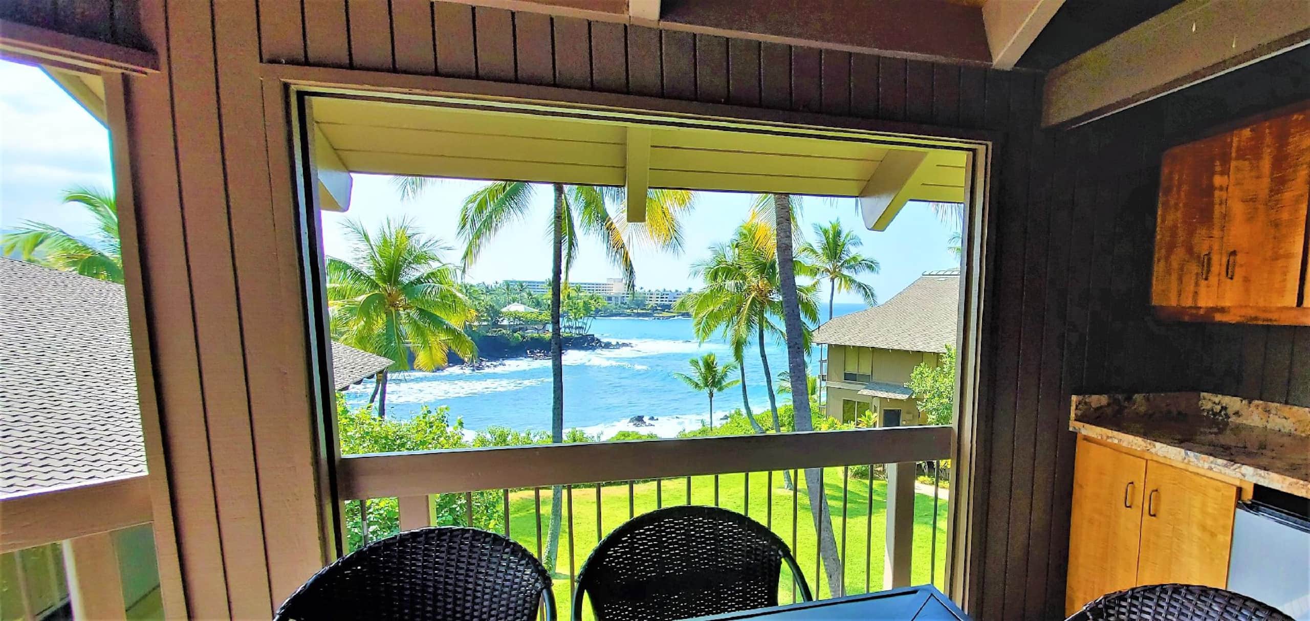 Condo in Kailua-Kona · ★4.92 · 2 bedrooms · 4 beds · 2 baths - Image 25