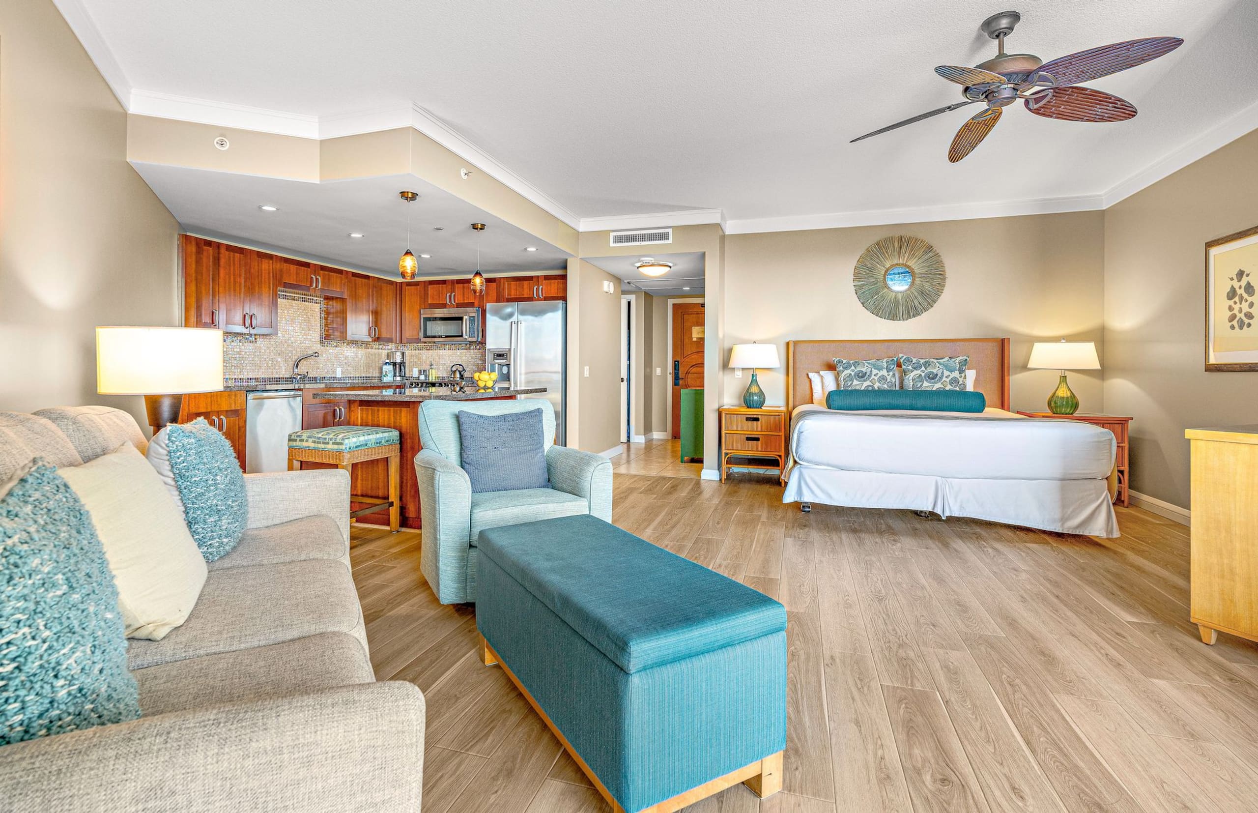 Condo in Lahaina · ★4.7 · Studio · 3 beds · 1 bath - Image 17