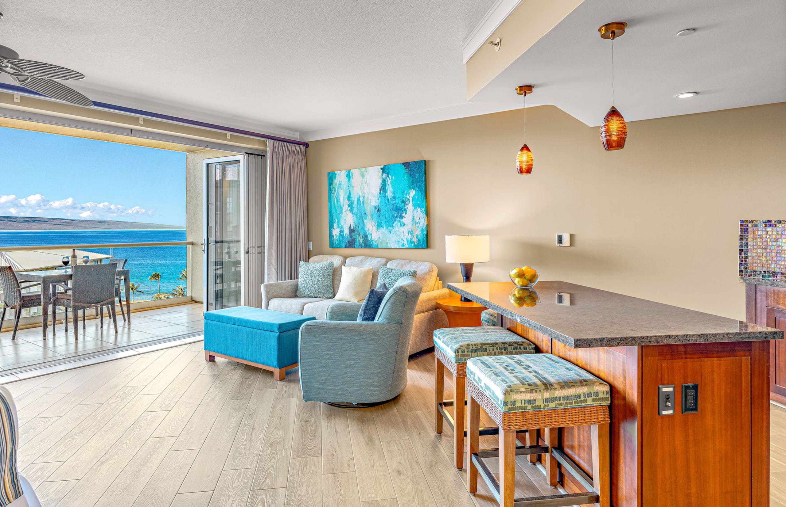 Condo in Lahaina · ★4.7 · Studio · 3 beds · 1 bath - Image 3