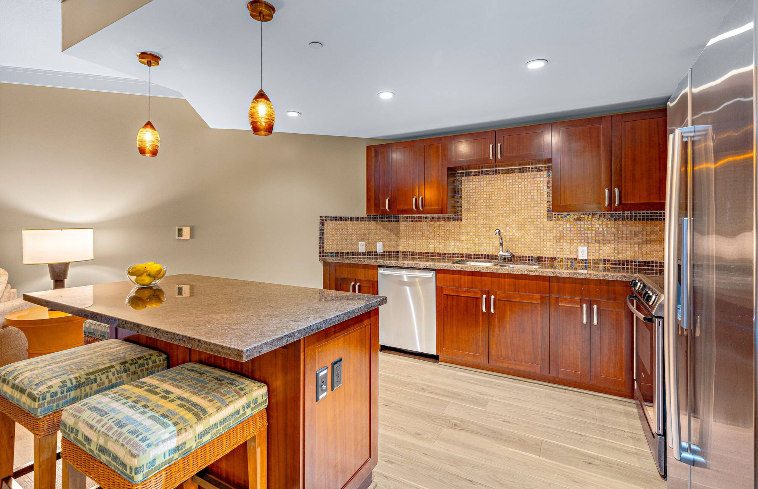 Condo in Lahaina · ★4.7 · Studio · 3 beds · 1 bath - Image 13