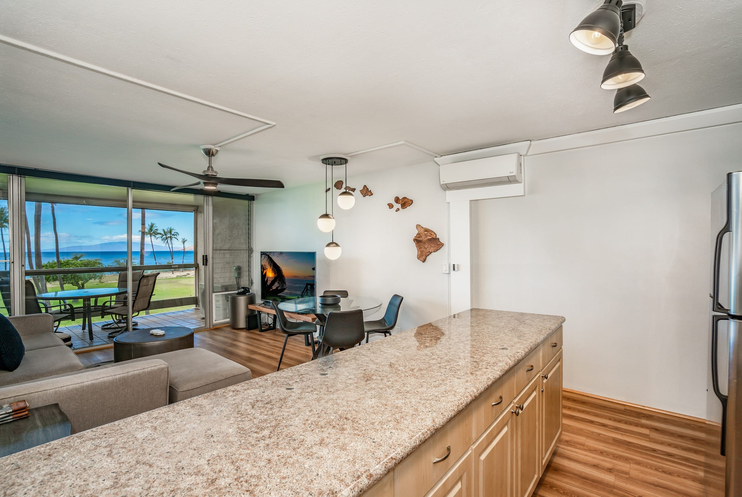 Condo in Kihei · ★5.0 · 1 bedroom · 2 beds · 1 private bath - Image 10