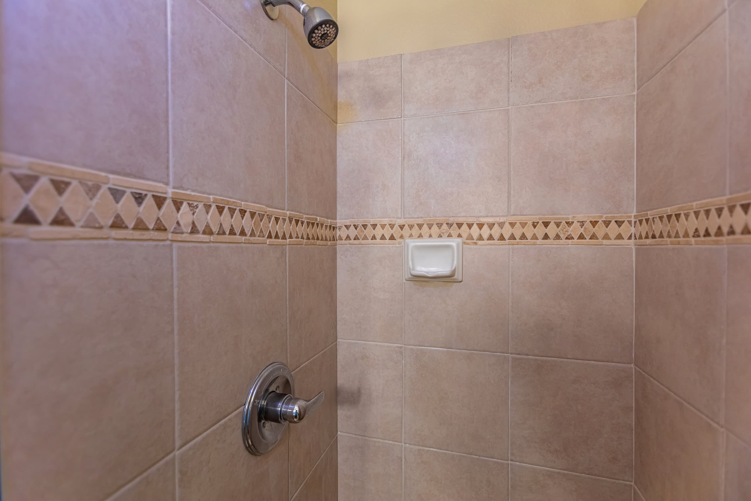 Condo in Kihei · ★4.91 · 1 bedroom · 2 beds · 2 private baths - Image 16