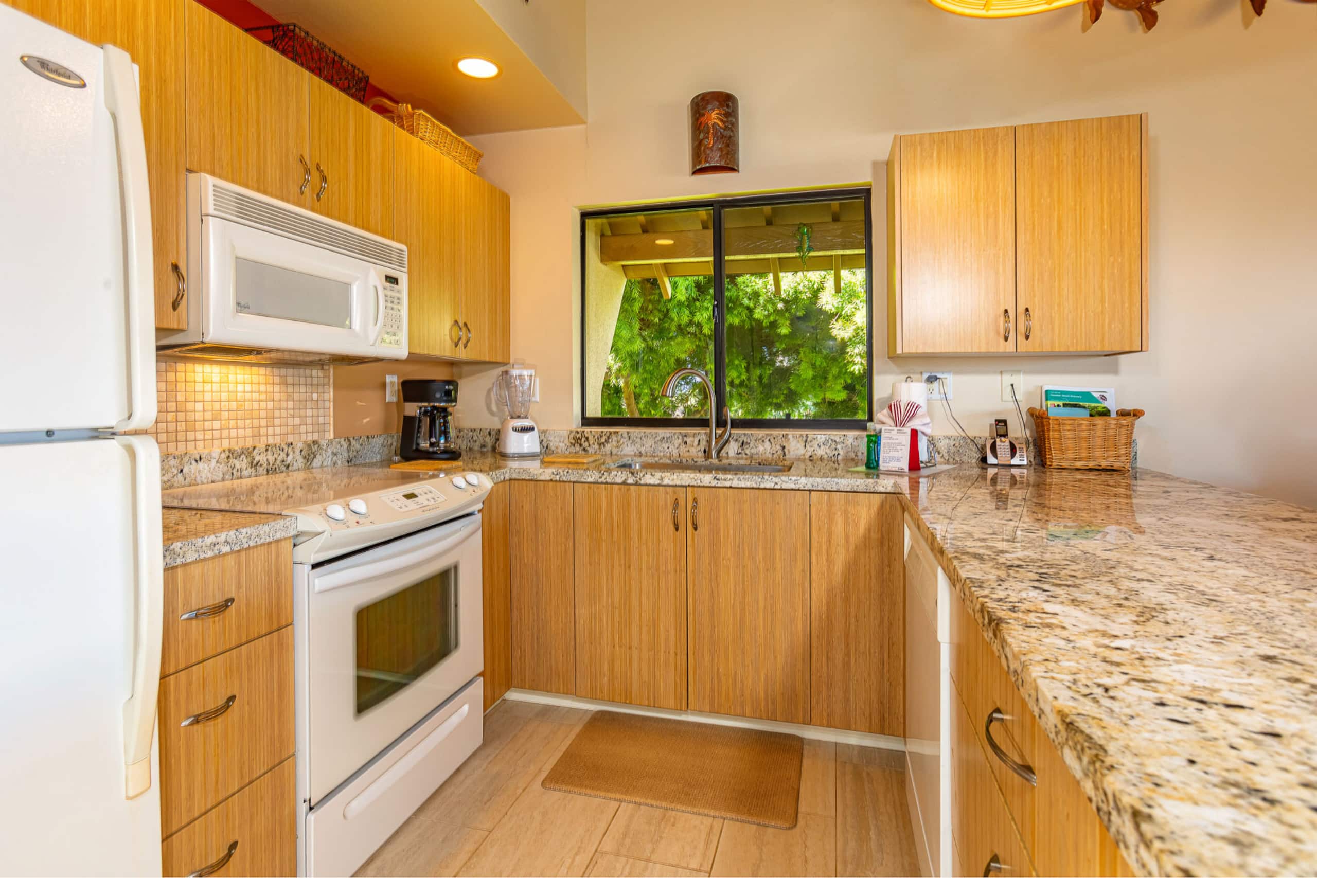 Condo in Kihei · ★4.8 · 2 bedrooms · 3 beds · 2 private baths - Image 8