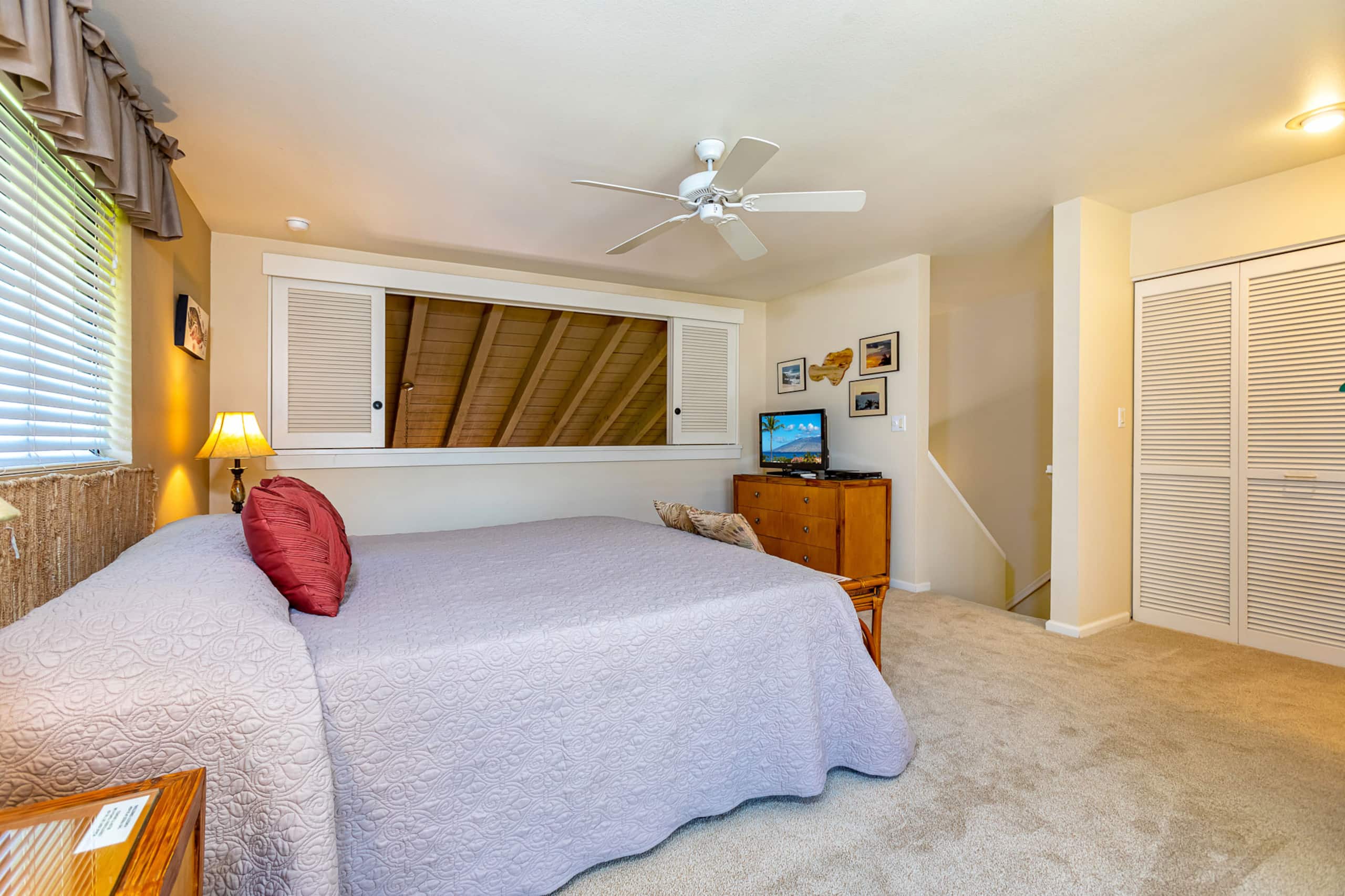 Condo in Kihei · ★4.8 · 2 bedrooms · 3 beds · 2 private baths - Image 12