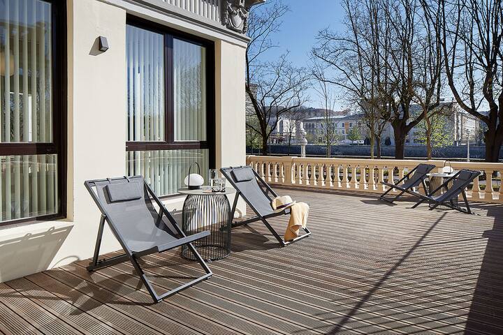 La Belle Ville by FeelFree Rentals gallery image 3