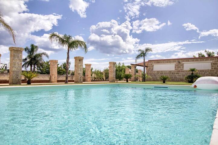 Tenuta De Masi Piscina Esclusiva gallery image 4