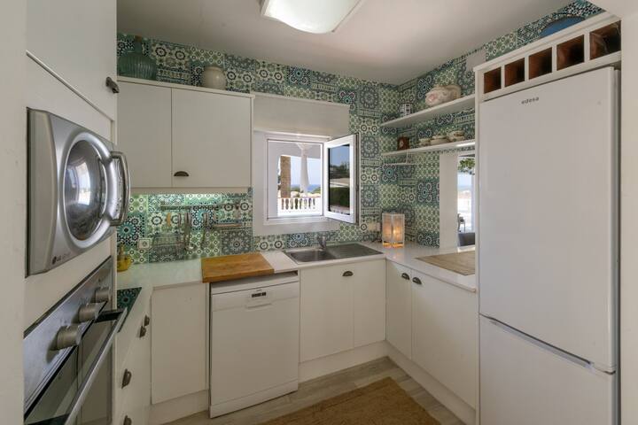 VILLA GERMAN con espectaculares vistas al mar gallery image 5