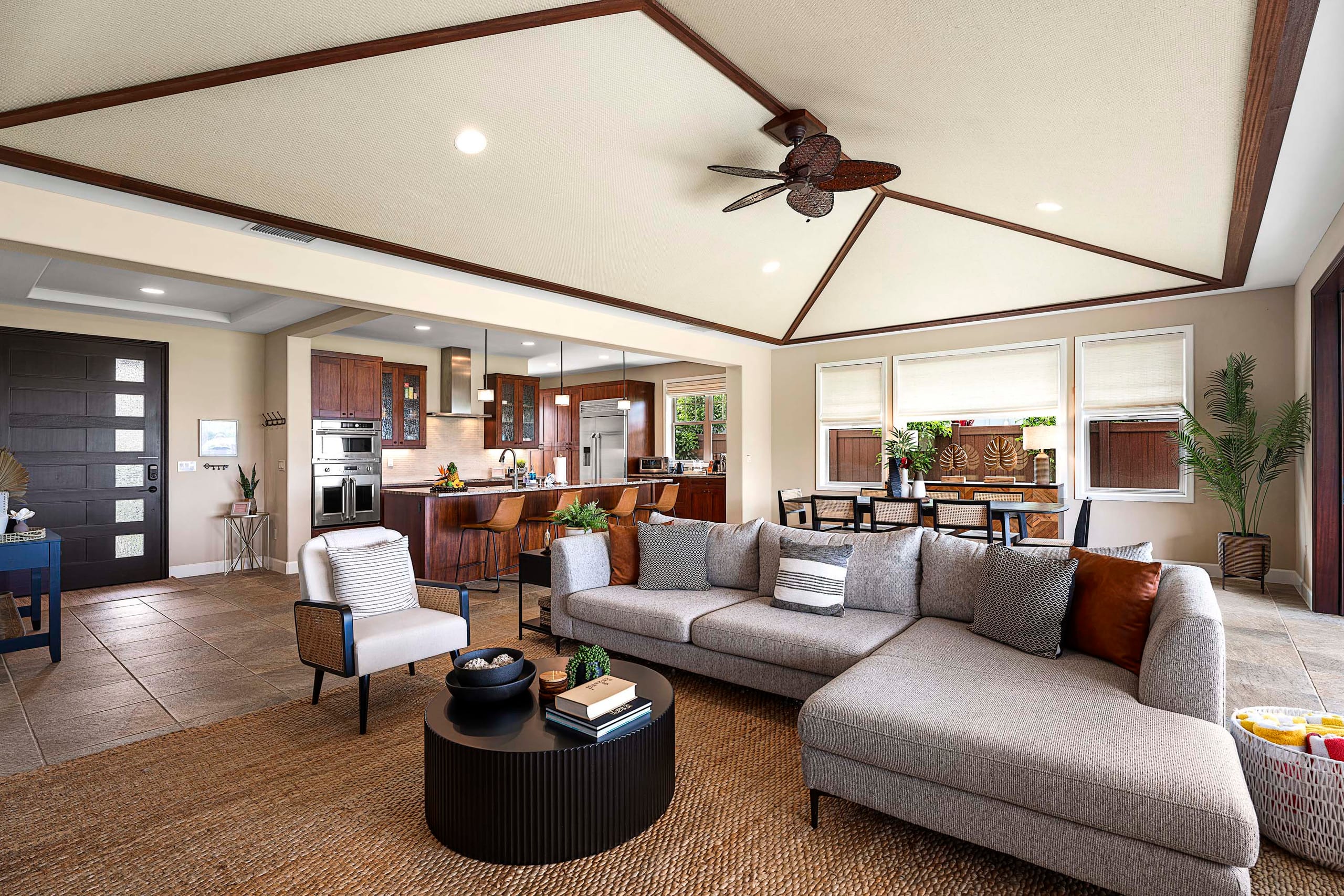 Home in Kailua-Kona · ★4.98 · 3 bedrooms · 4 beds · 3.5 baths - Image 5