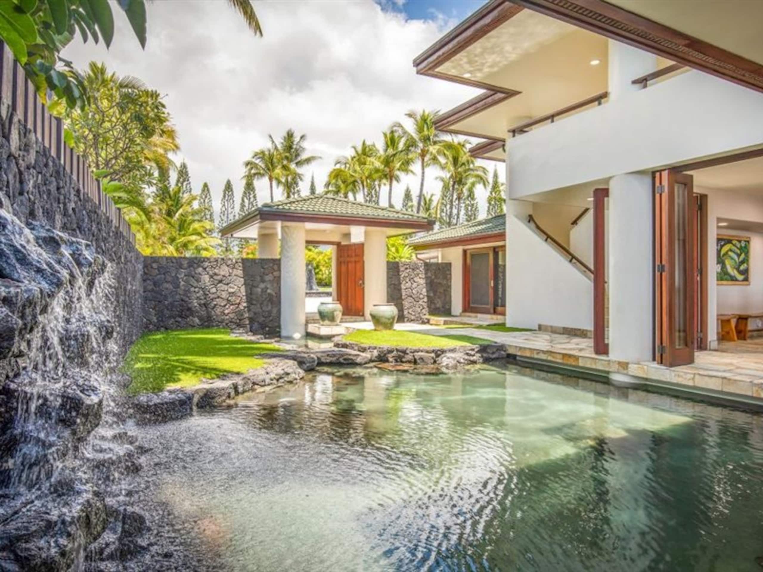 Home in Kailua-Kona · ★4.68 · 3 bedrooms · 6 beds · 3.5 baths - Image 42