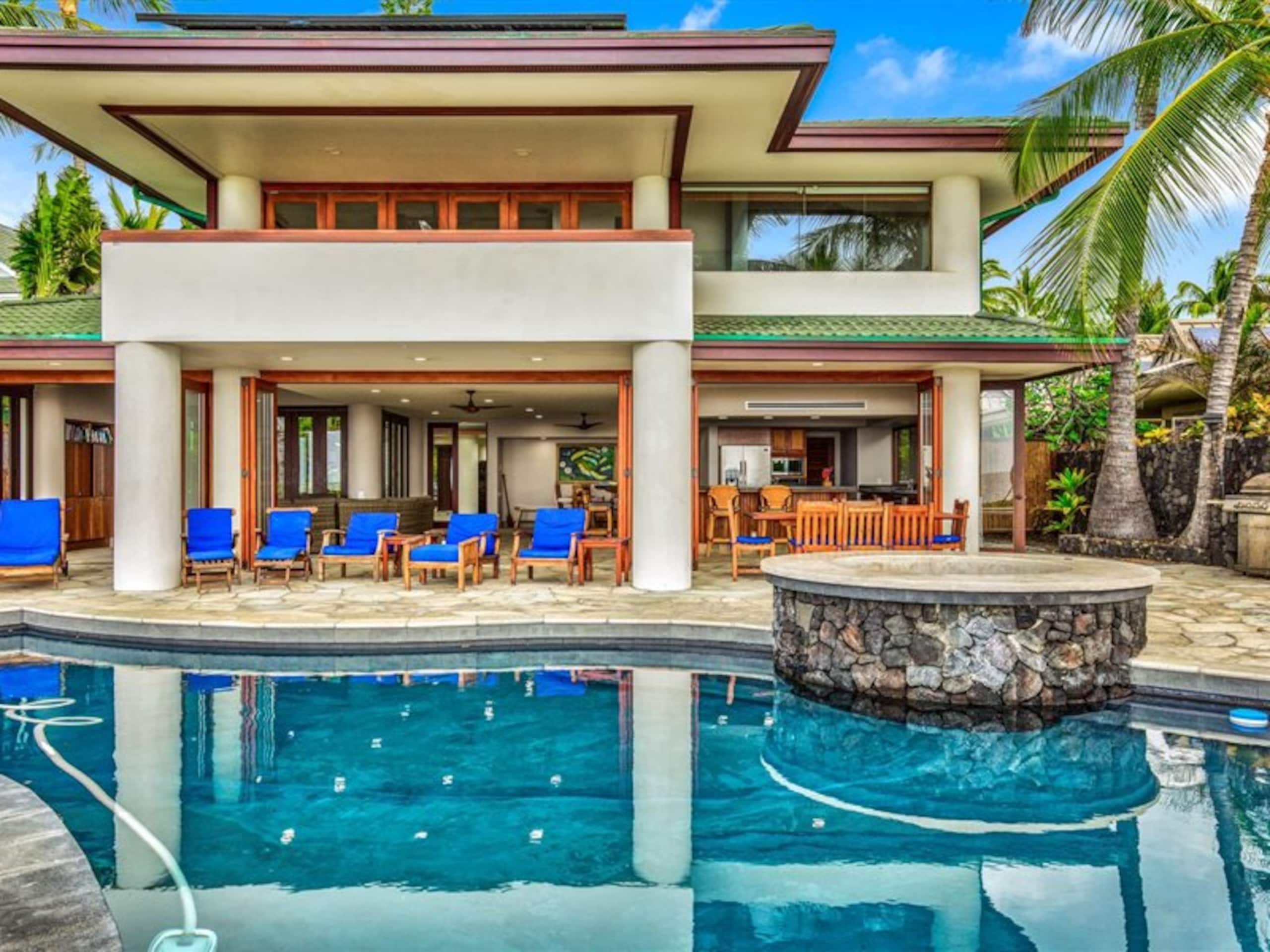 Home in Kailua-Kona · ★4.68 · 3 bedrooms · 6 beds · 3.5 baths - Image 37