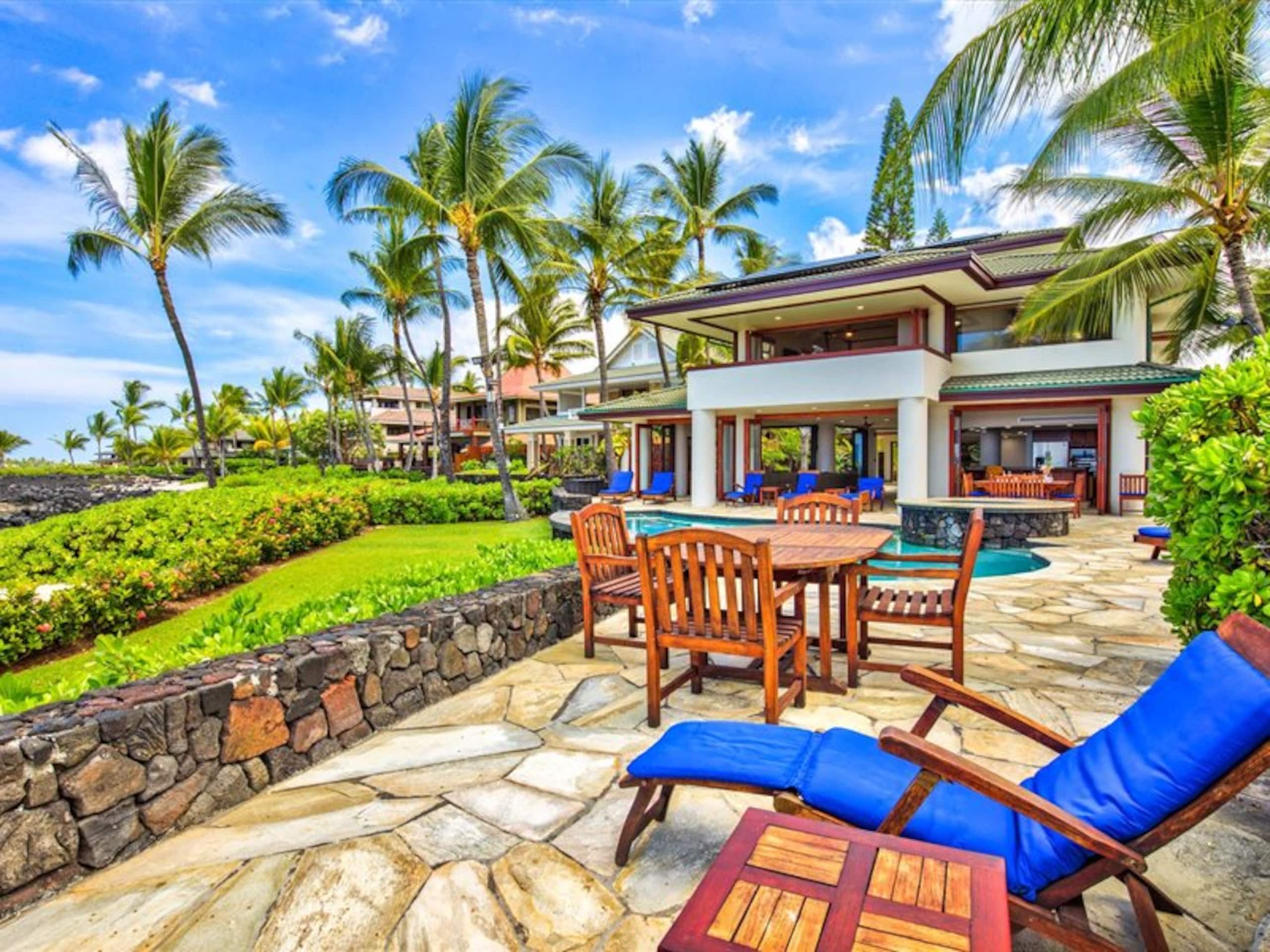 Home in Kailua-Kona · ★4.68 · 3 bedrooms · 6 beds · 3.5 baths - Image 40