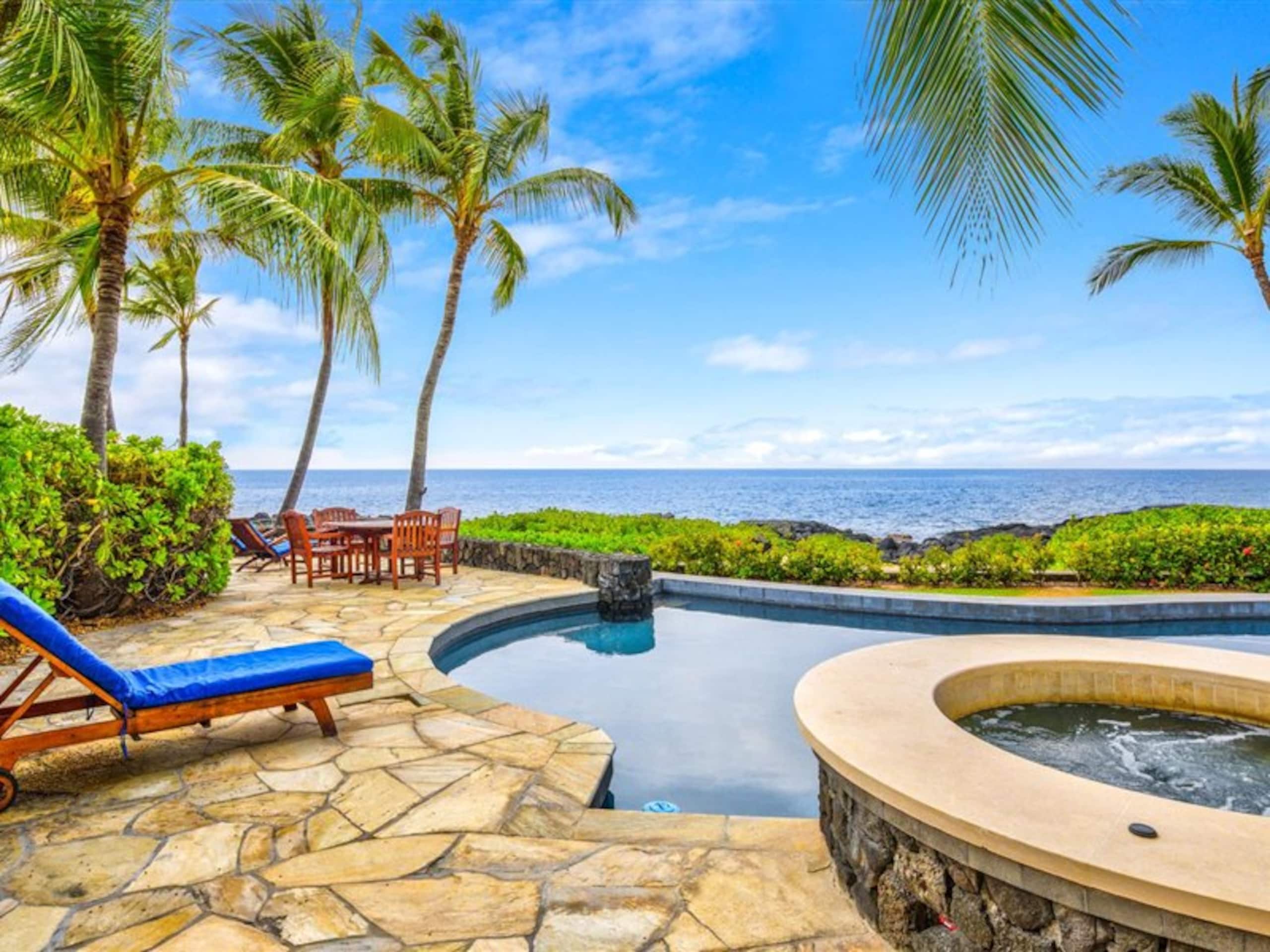 Home in Kailua-Kona · ★4.68 · 3 bedrooms · 6 beds · 3.5 baths - Image 30
