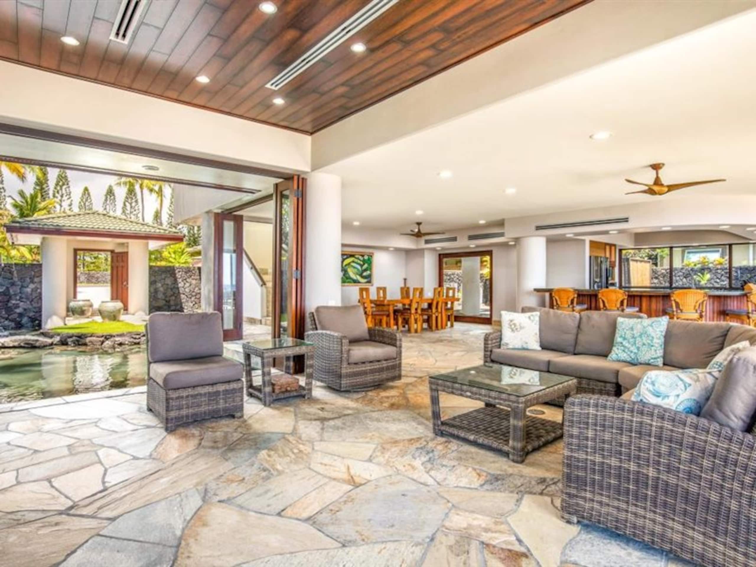 Home in Kailua-Kona · ★4.68 · 3 bedrooms · 6 beds · 3.5 baths - Image 3