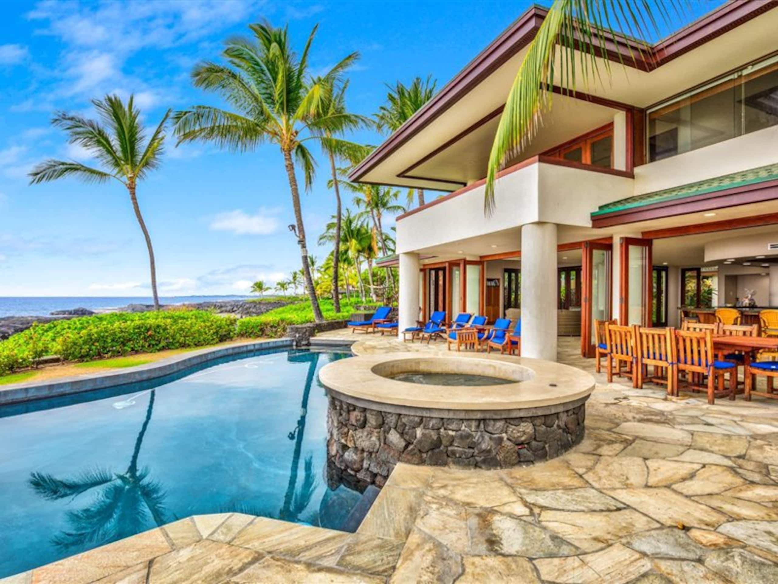 Home in Kailua-Kona · ★4.68 · 3 bedrooms · 6 beds · 3.5 baths - Image 33