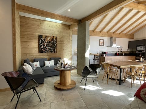 Spacious, duplex, atypical, terrace, TV, Fiber