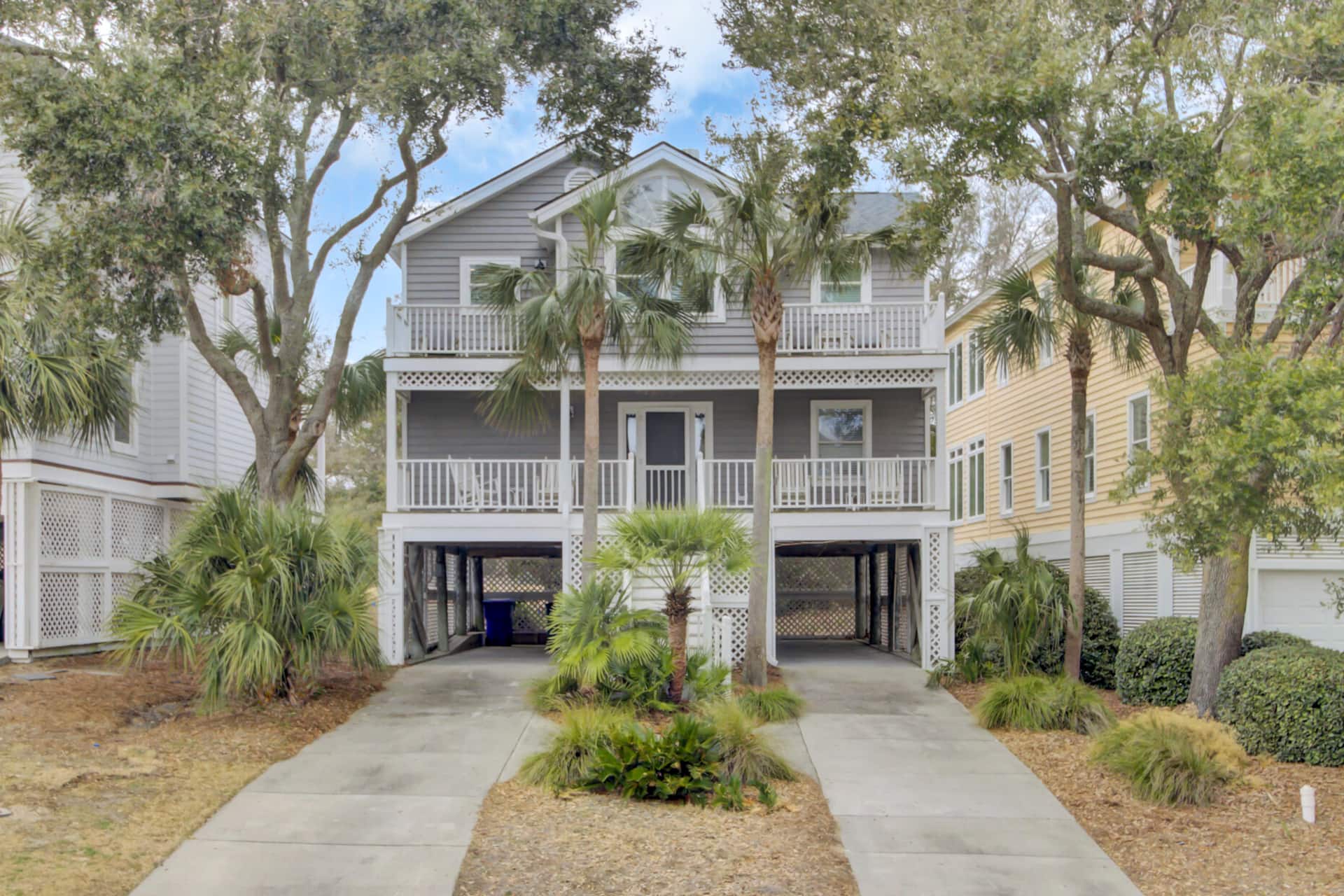 Award-Winning Resort Amenities | Pelican Bay 38