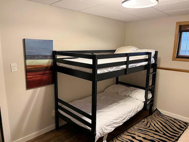 Долу BR5 с единично легло (свързано с BR6)